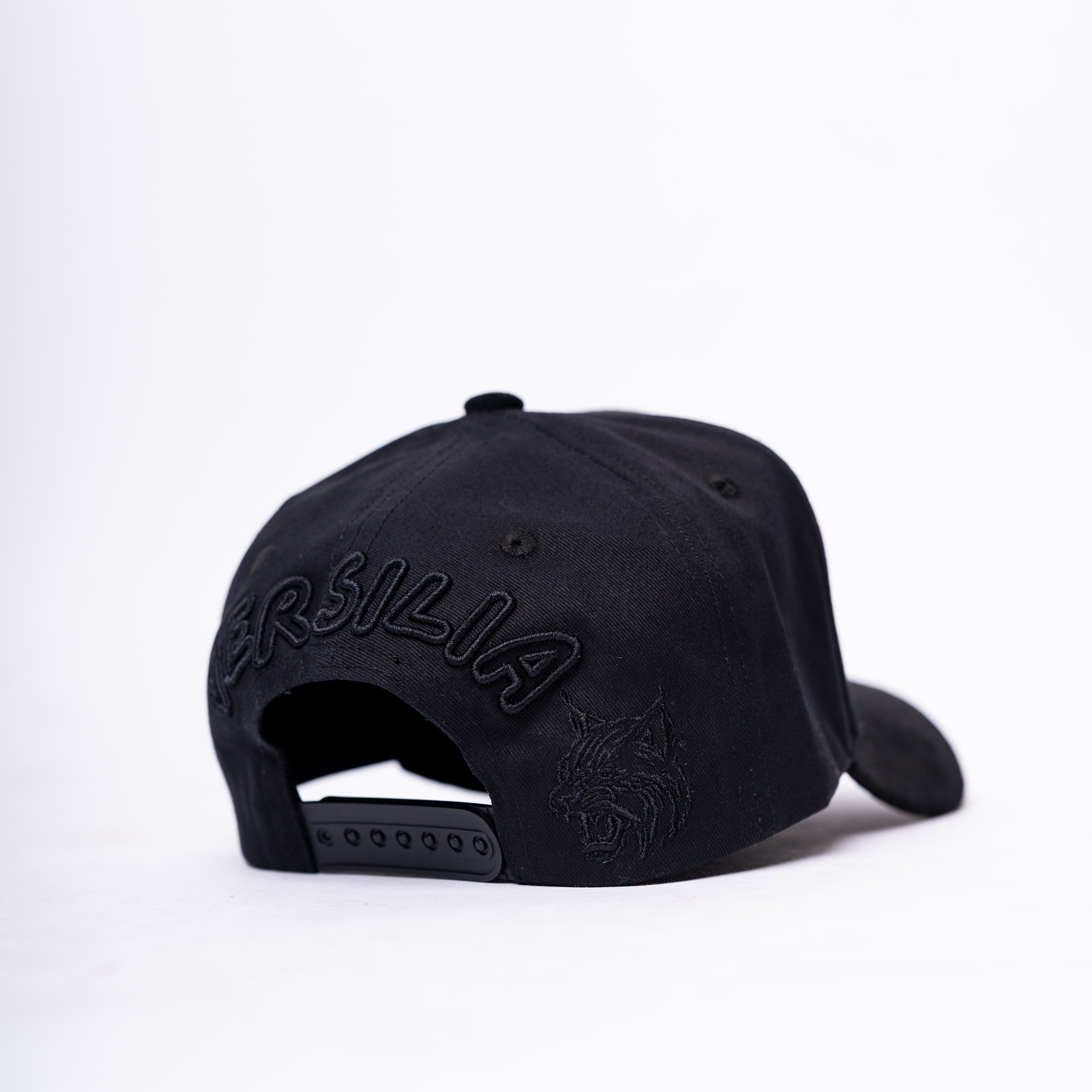 'TOTAL BLACK-LYNX'